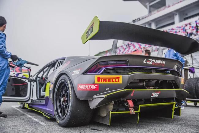 新型空气动力学装置助力赛车突破极限 新型空气动力学装置助力赛车突破极限