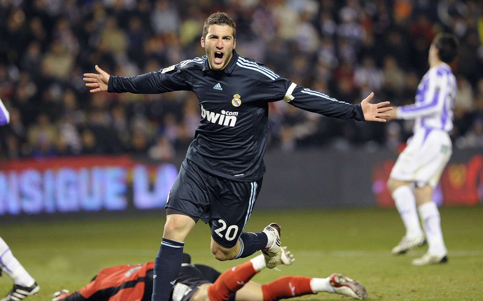 Kaiyun(中国)开云-足球联赛引入VAR技术，减少误判提升比赛公正，足球比赛var什么意思