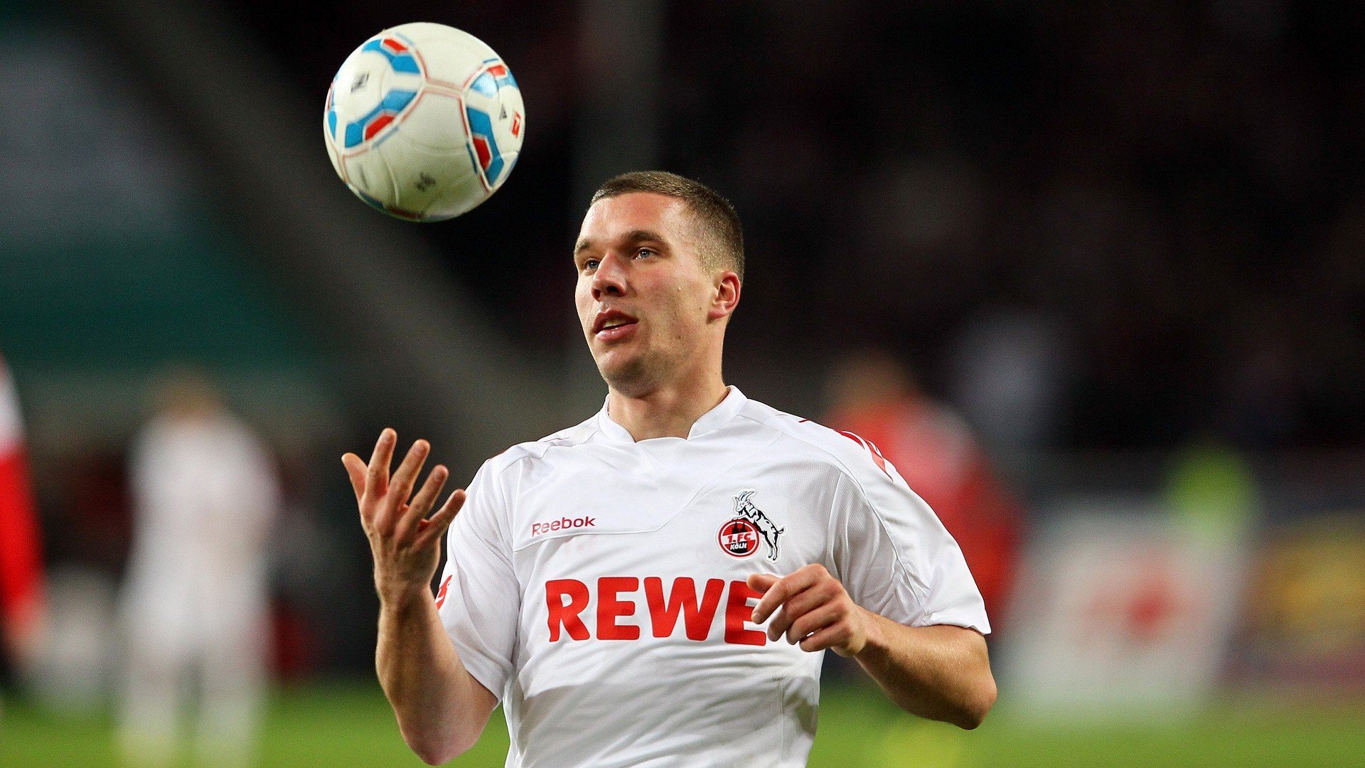 美国骑手安德烈安·莱尔在巴黎奥运会上与“Helix”马匹共同参赛,尽管未能晋级,但表现出色。