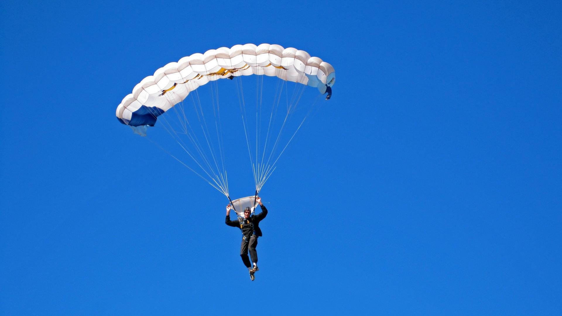 kaiyun开云·官方网站-马尔尚完美入水引发媒体关注，马尔莫尔